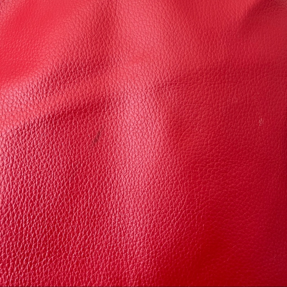 • SOLD • LB Red Leather Tote Bag - Picture 7 of 8